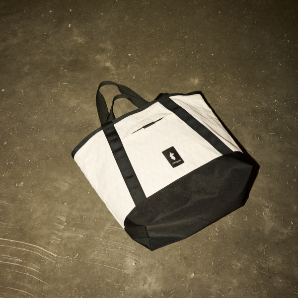 Contiguo 22L Tote - Image 40