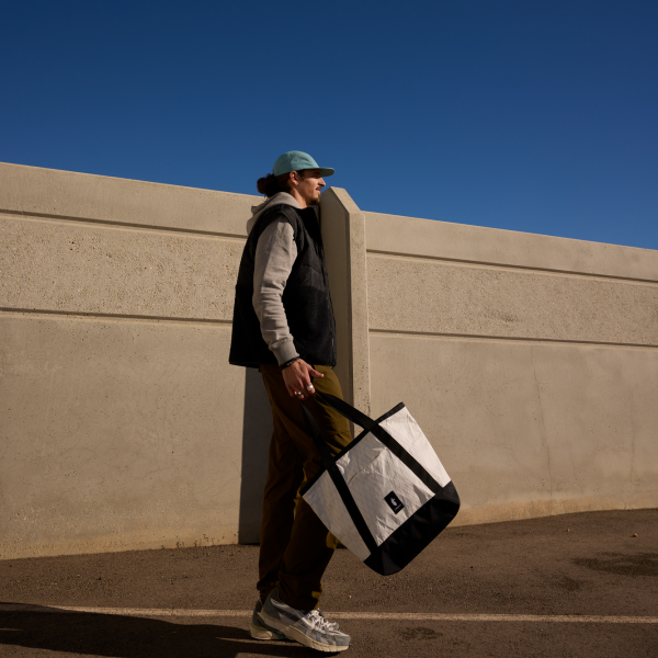 Contiguo 22L Tote - Image 41